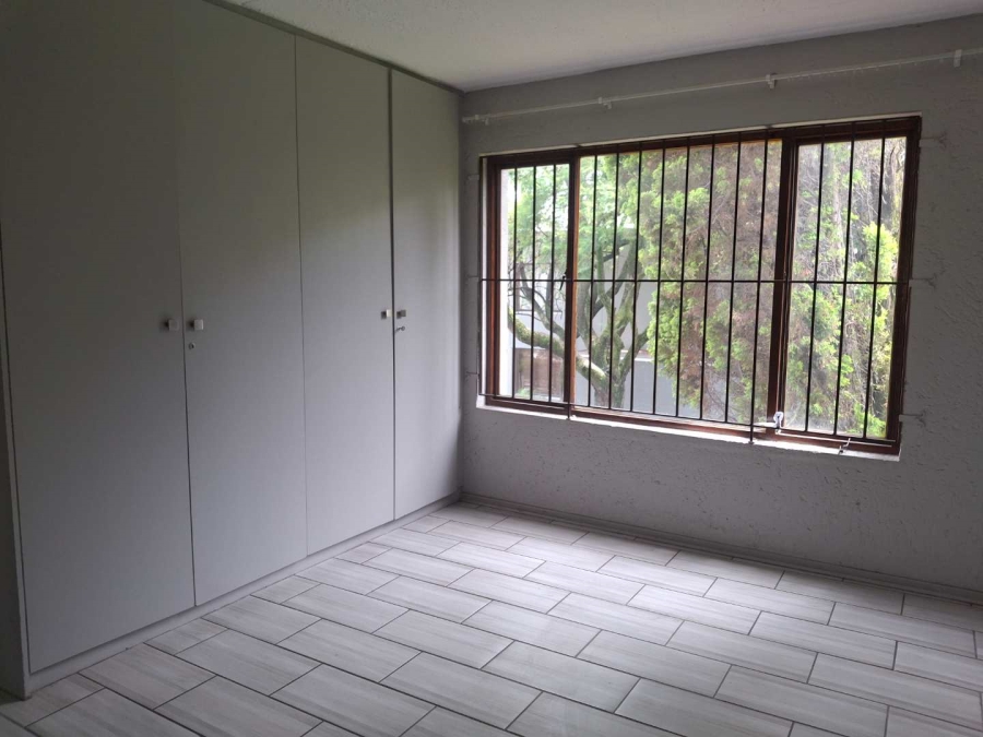 To Let 2 Bedroom Property for Rent in Morningside Gauteng