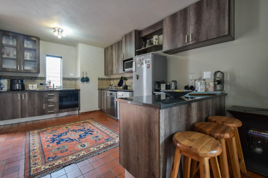 2 Bedroom Property for Sale in Die Wilgers Gauteng