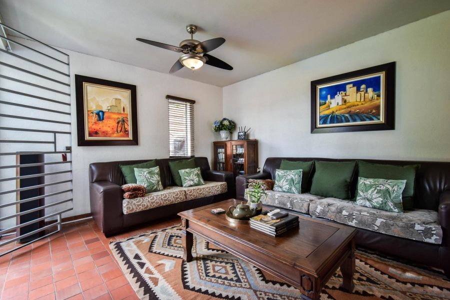 2 Bedroom Property for Sale in Die Wilgers Gauteng