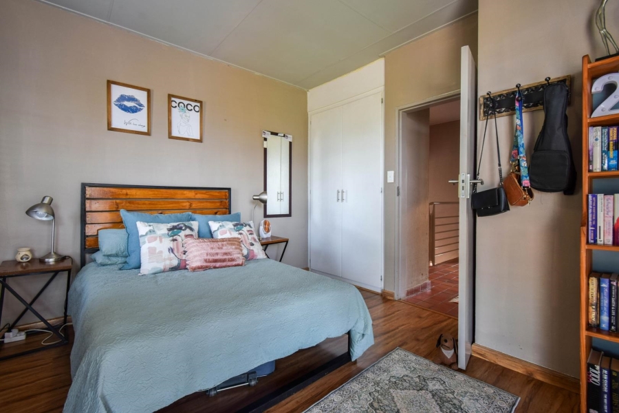 2 Bedroom Property for Sale in Die Wilgers Gauteng