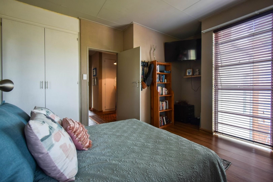 2 Bedroom Property for Sale in Die Wilgers Gauteng