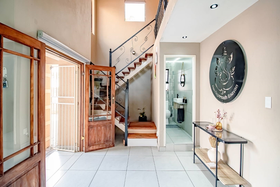 5 Bedroom Property for Sale in Highveld Gauteng