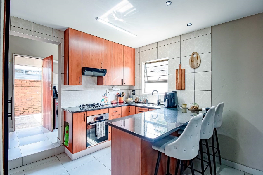 5 Bedroom Property for Sale in Highveld Gauteng