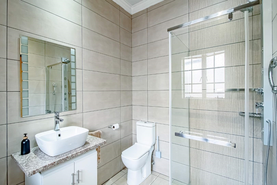 5 Bedroom Property for Sale in Highveld Gauteng