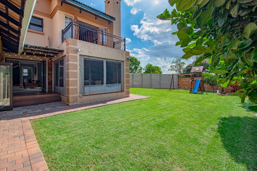 5 Bedroom Property for Sale in Highveld Gauteng