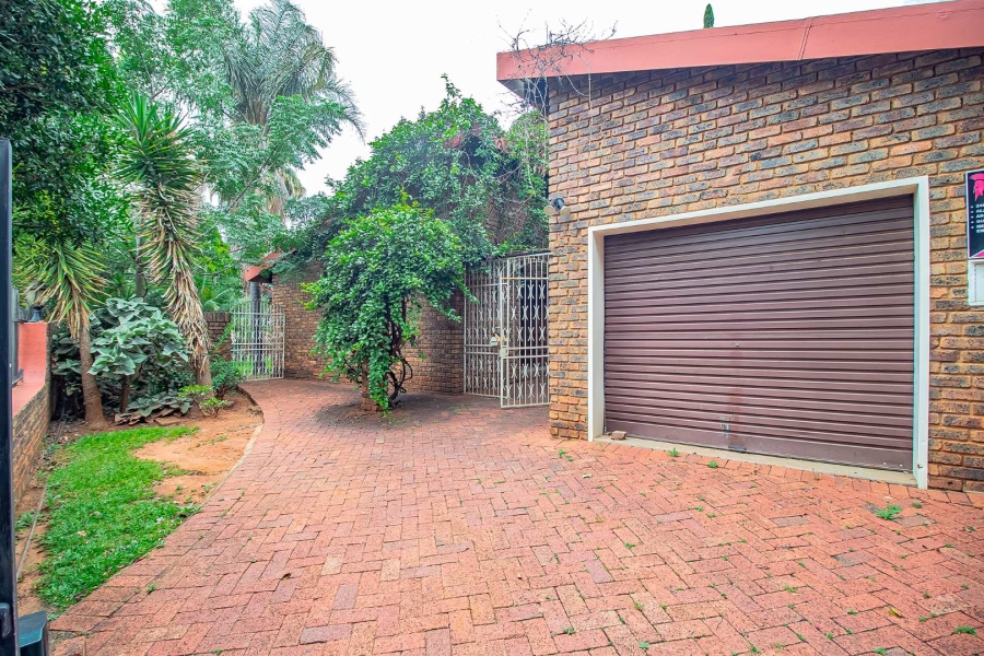 3 Bedroom Property for Sale in Pierre Van Ryneveld Gauteng