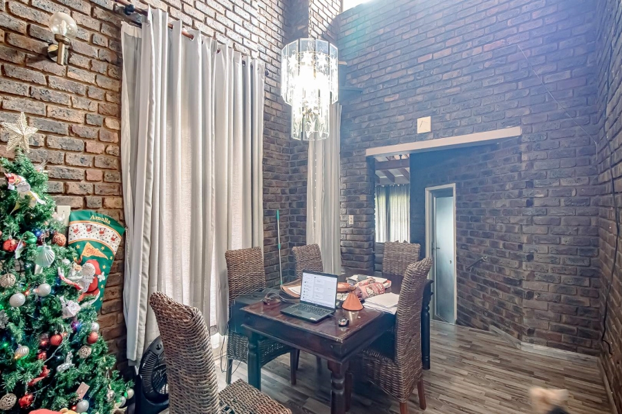 3 Bedroom Property for Sale in Pierre Van Ryneveld Gauteng