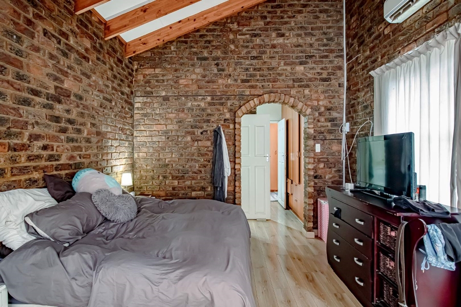 3 Bedroom Property for Sale in Pierre Van Ryneveld Gauteng