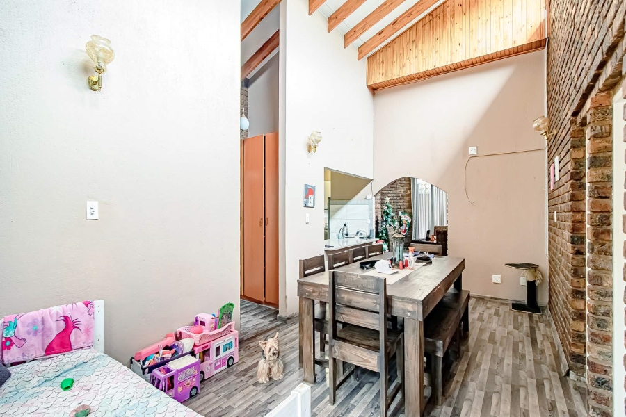 3 Bedroom Property for Sale in Pierre Van Ryneveld Gauteng