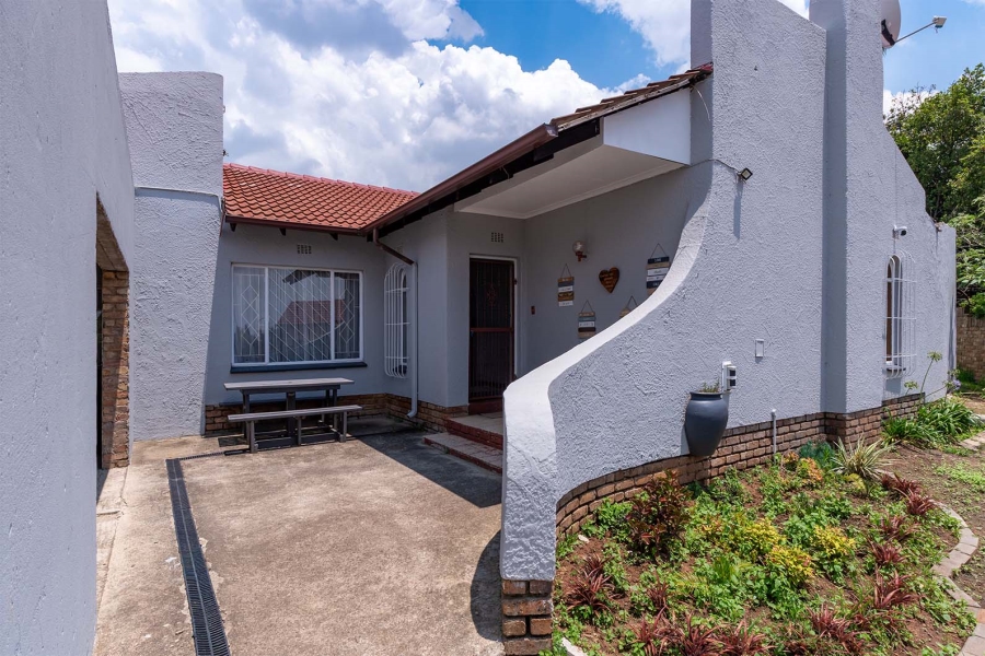 3 Bedroom Property for Sale in Van Riebeeck Park Gauteng