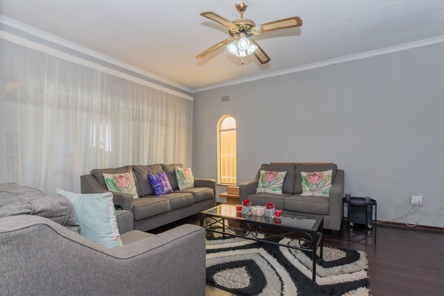 3 Bedroom Property for Sale in Van Riebeeck Park Gauteng