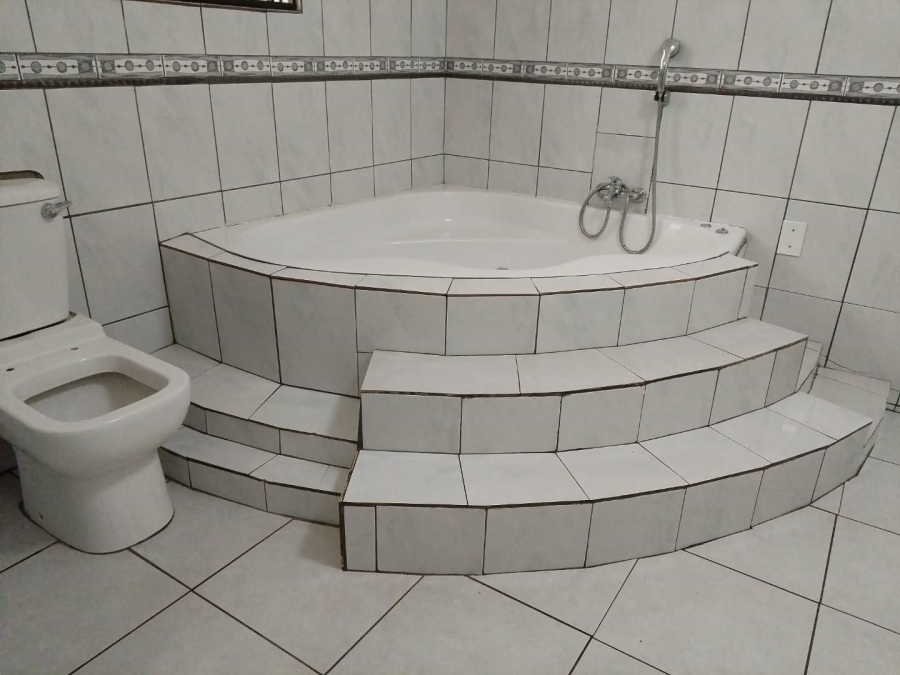 To Let 1 Bedroom Property for Rent in Dalpark Gauteng