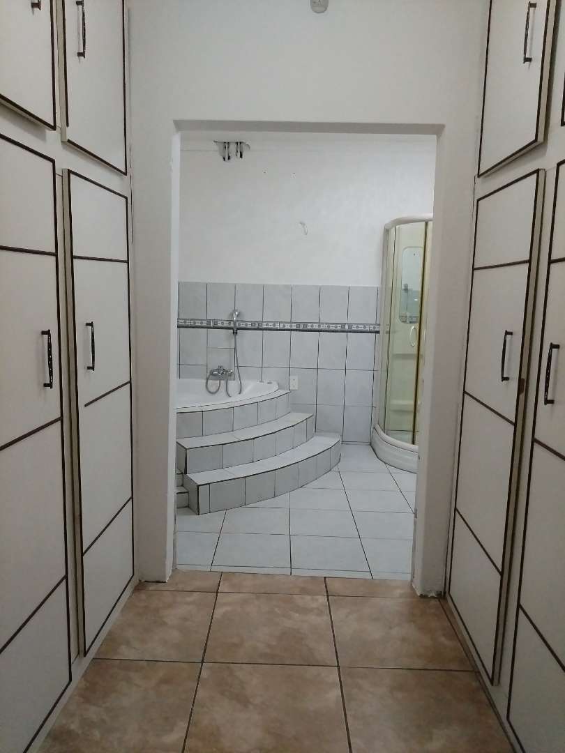 To Let 1 Bedroom Property for Rent in Dalpark Gauteng
