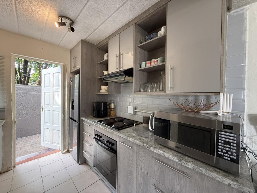 To Let 2 Bedroom Property for Rent in Allens Nek Gauteng