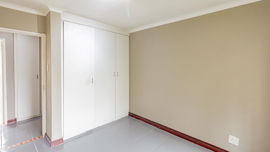 2 Bedroom Property for Sale in Bryanston Gauteng