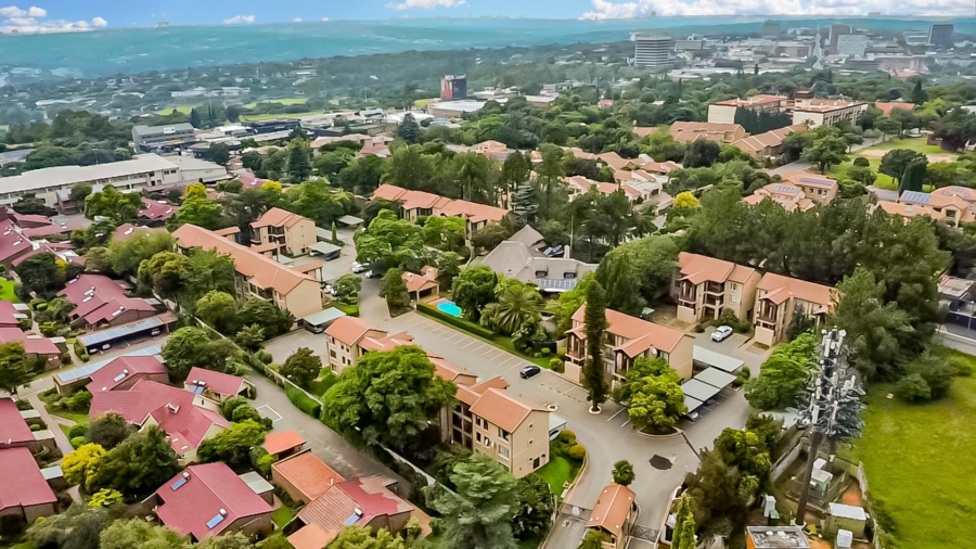 2 Bedroom Property for Sale in Bryanston Gauteng