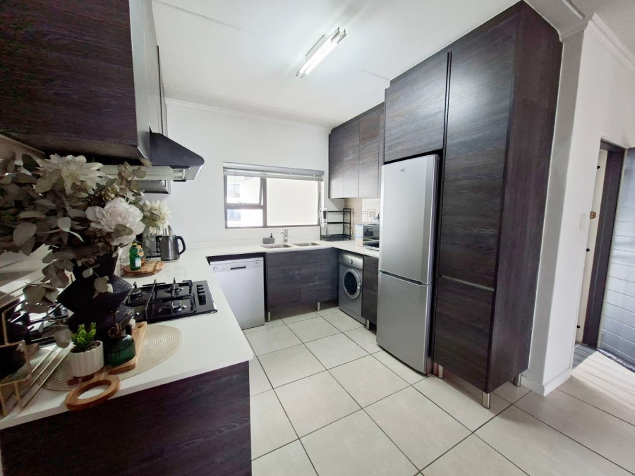 2 Bedroom Property for Sale in Bryanston Gauteng