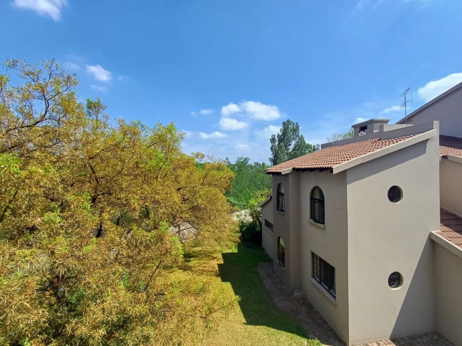 2 Bedroom Property for Sale in North Riding Gauteng