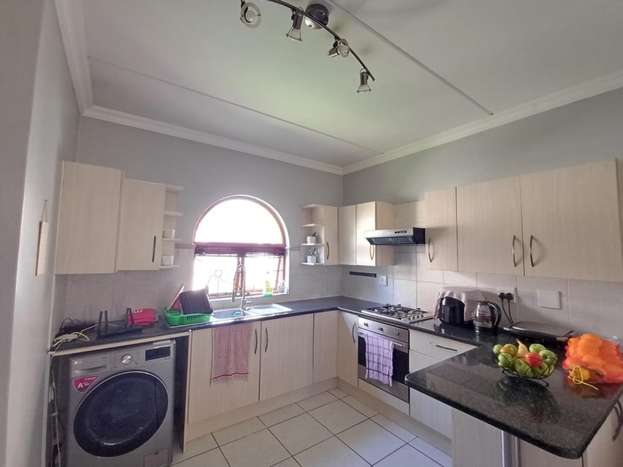 2 Bedroom Property for Sale in Noordhang Gauteng