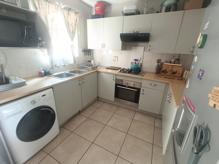 2 Bedroom Property for Sale in Hennopspark Gauteng