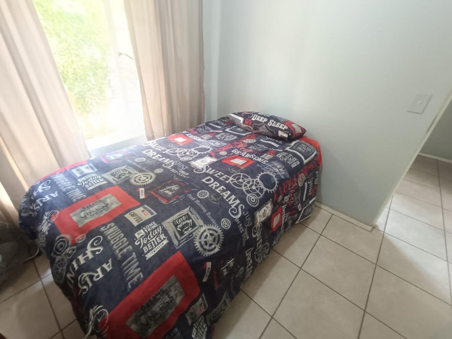 2 Bedroom Property for Sale in Hennopspark Gauteng