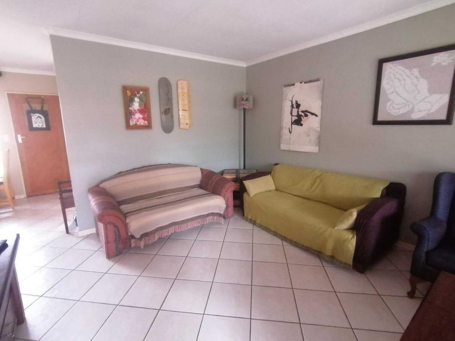 2 Bedroom Property for Sale in Eldoraigne Gauteng