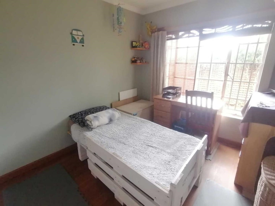 2 Bedroom Property for Sale in Eldoraigne Gauteng