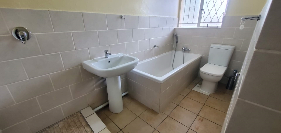 2 Bedroom Property for Sale in Windsor West Gauteng
