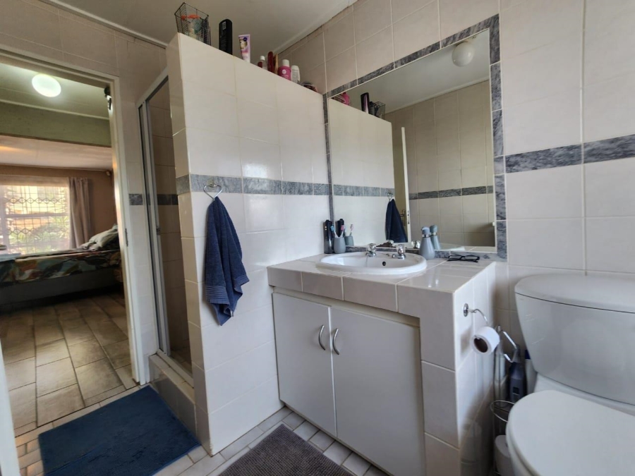 3 Bedroom Property for Sale in Glenvista Gauteng