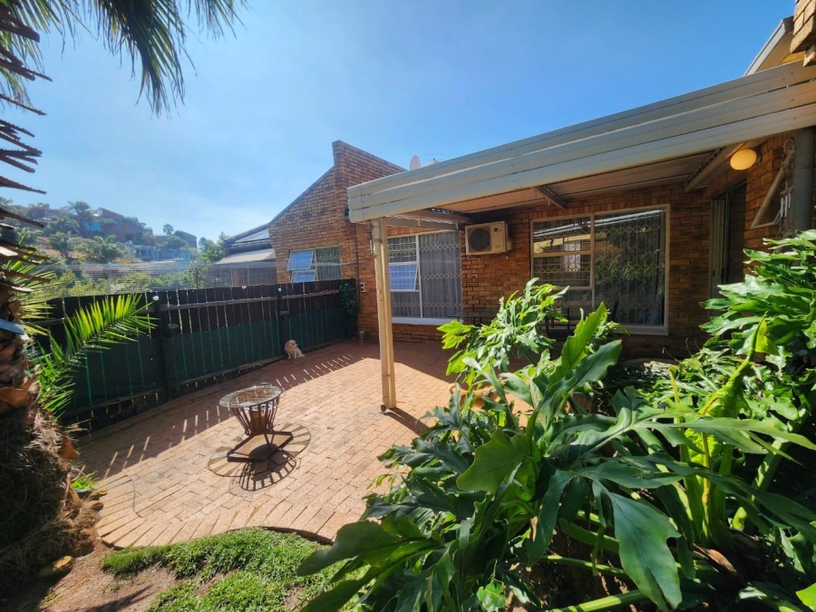 3 Bedroom Property for Sale in Glenvista Gauteng