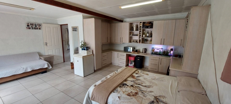 4 Bedroom Property for Sale in Verwoerdpark Gauteng