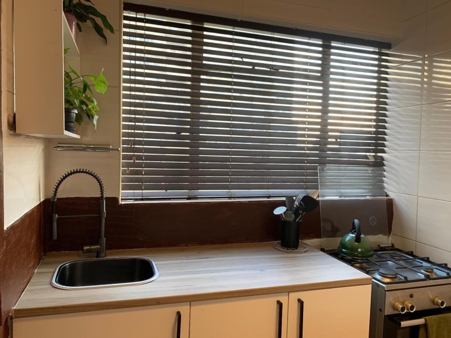 2 Bedroom Property for Sale in Parktown Gauteng