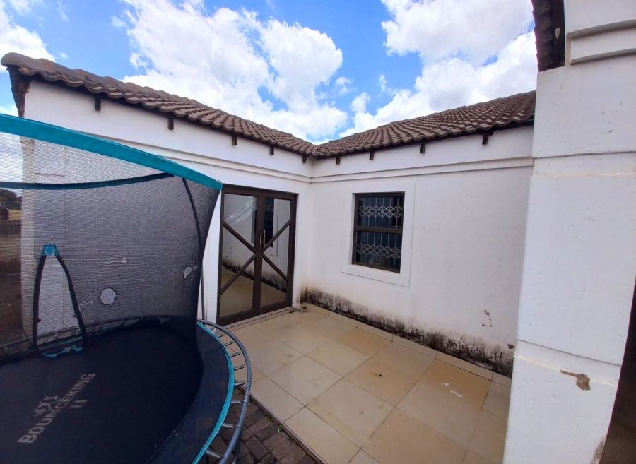 3 Bedroom Property for Sale in Elandspoort Gauteng