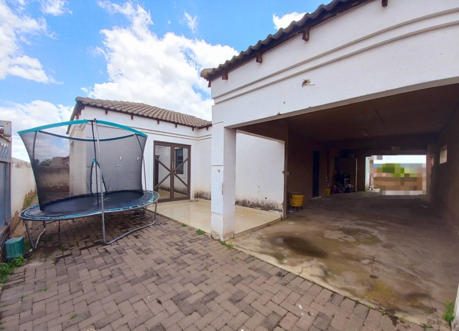 3 Bedroom Property for Sale in Elandspoort Gauteng