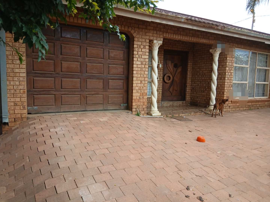 3 Bedroom Property for Sale in Mamelodi East Gauteng