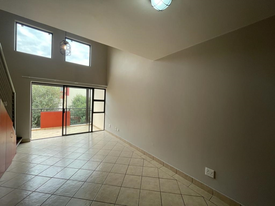 2 Bedroom Property for Sale in Oukraal Estate Gauteng