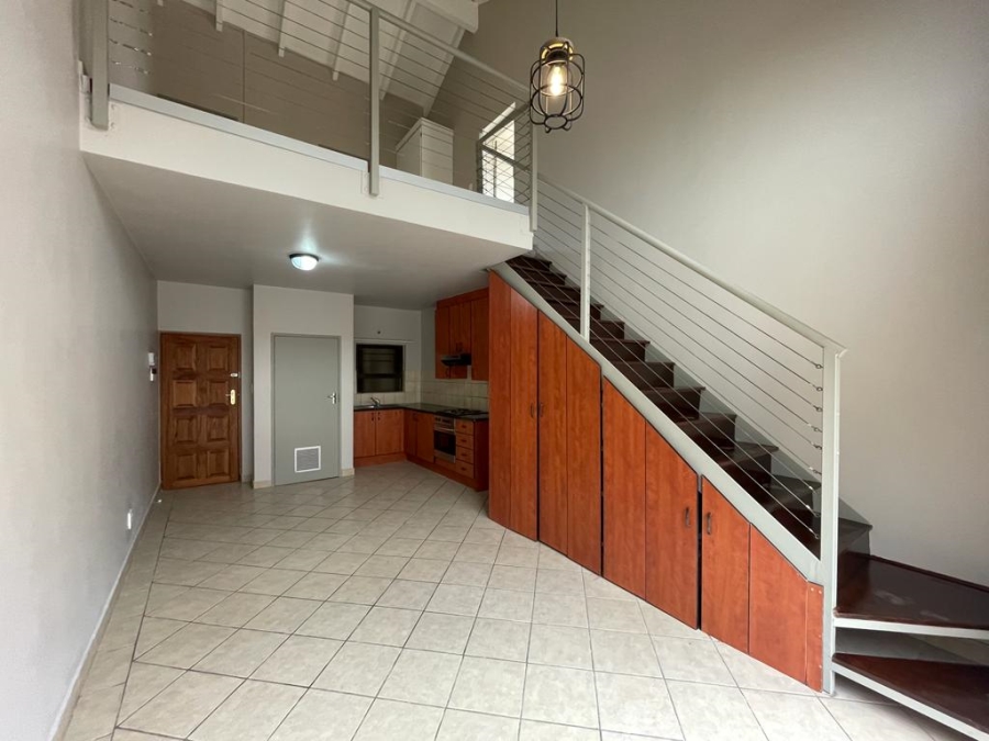 2 Bedroom Property for Sale in Oukraal Estate Gauteng