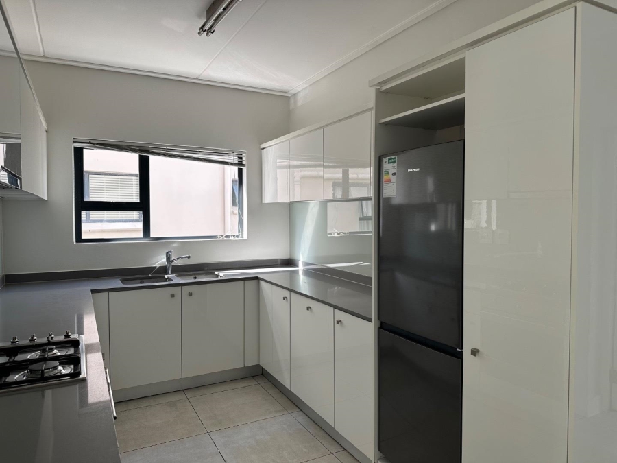 To Let 3 Bedroom Property for Rent in Waterfall Gauteng