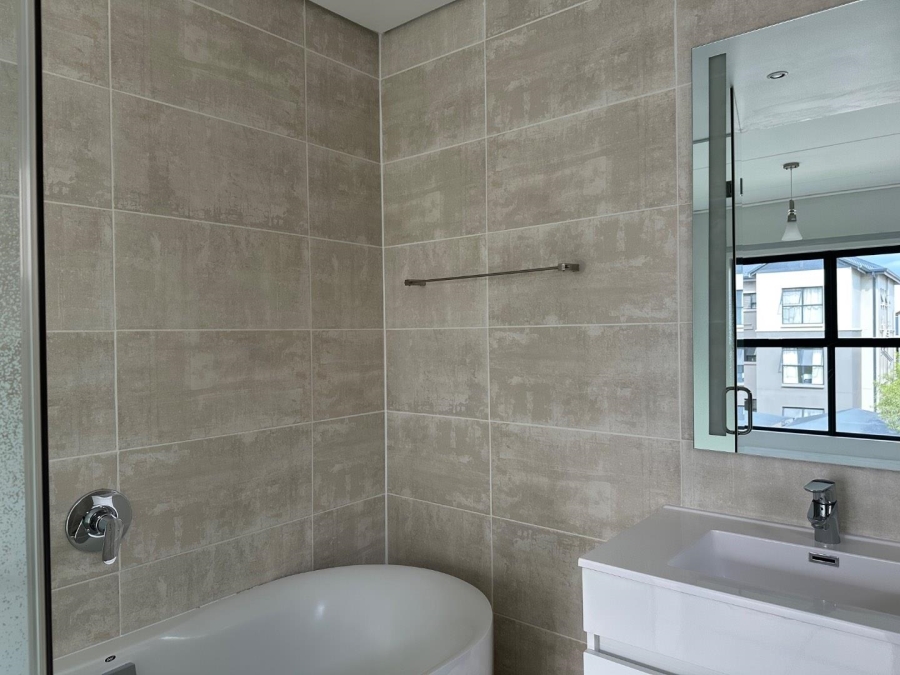 To Let 3 Bedroom Property for Rent in Waterfall Gauteng