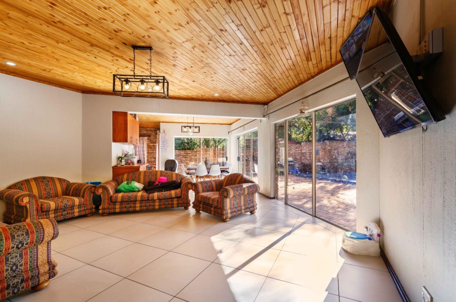 4 Bedroom Property for Sale in Moreleta Park Gauteng