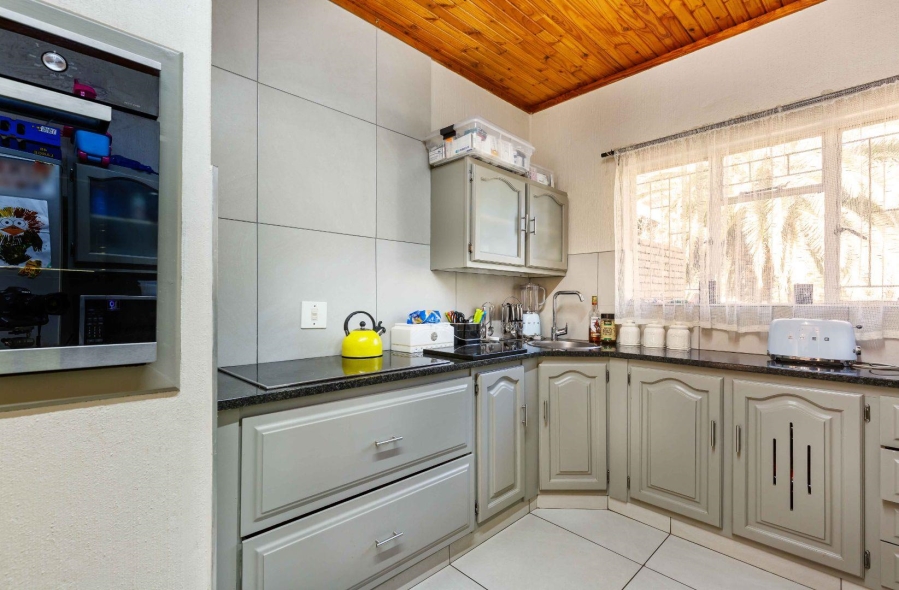 4 Bedroom Property for Sale in Moreleta Park Gauteng