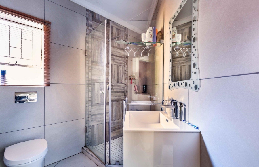 4 Bedroom Property for Sale in Moreleta Park Gauteng