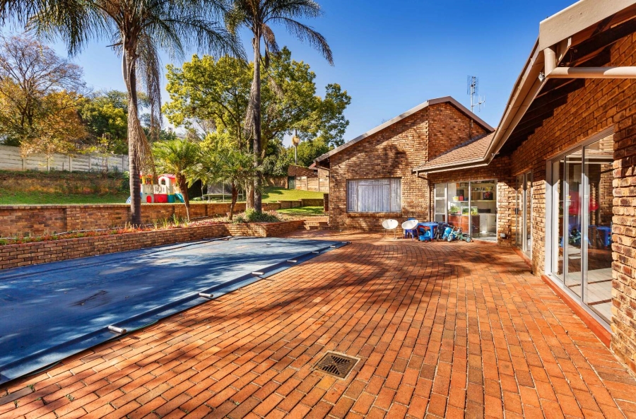 4 Bedroom Property for Sale in Moreleta Park Gauteng