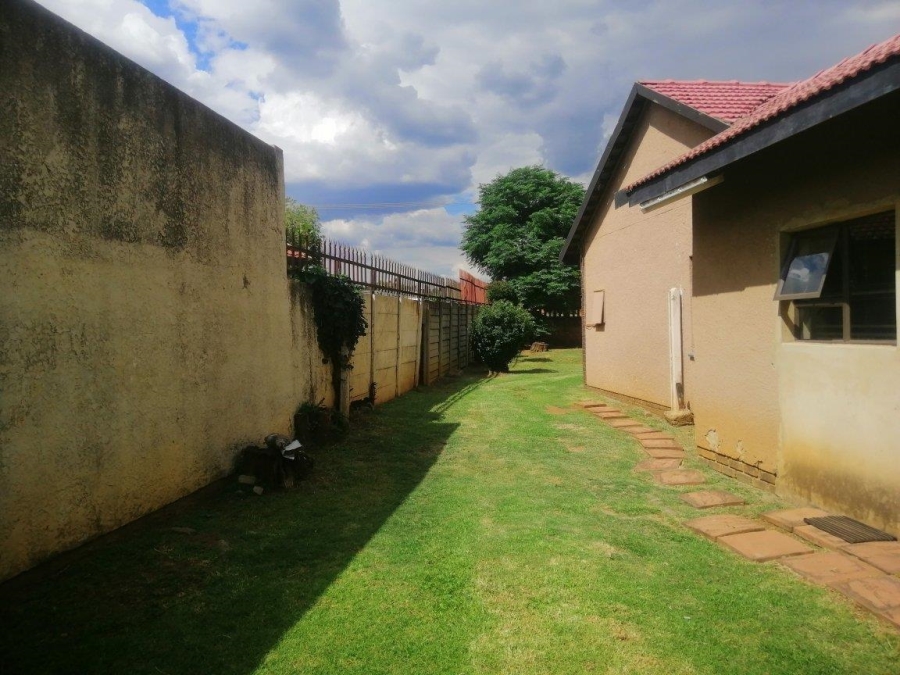5 Bedroom Property for Sale in Dinwiddie Gauteng