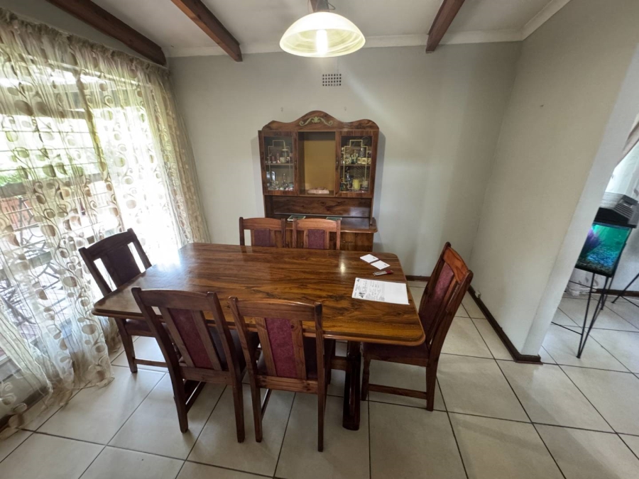 4 Bedroom Property for Sale in Verwoerdpark Gauteng