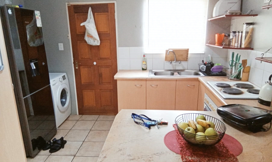 3 Bedroom Property for Sale in Wilgeheuwel Gauteng