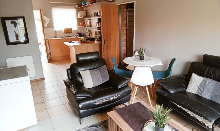 3 Bedroom Property for Sale in Wilgeheuwel Gauteng