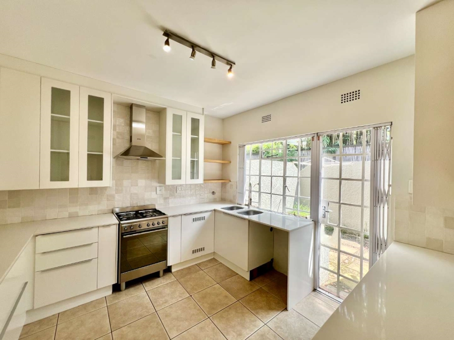 To Let 3 Bedroom Property for Rent in Atholl Gauteng