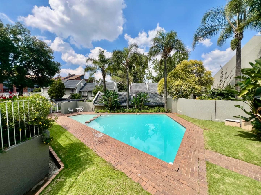 To Let 3 Bedroom Property for Rent in Atholl Gauteng