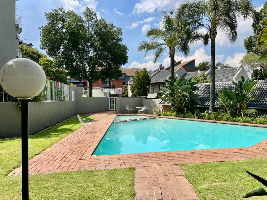 To Let 3 Bedroom Property for Rent in Atholl Gauteng